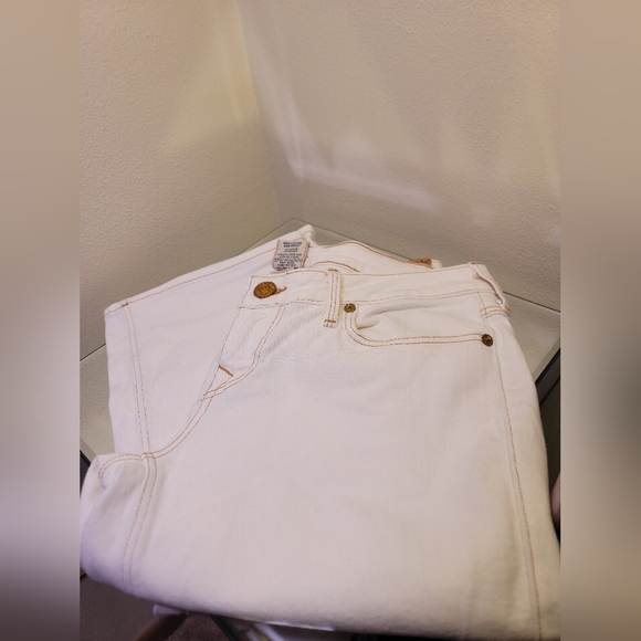 True Religion Jeans - Picture 10 of 11